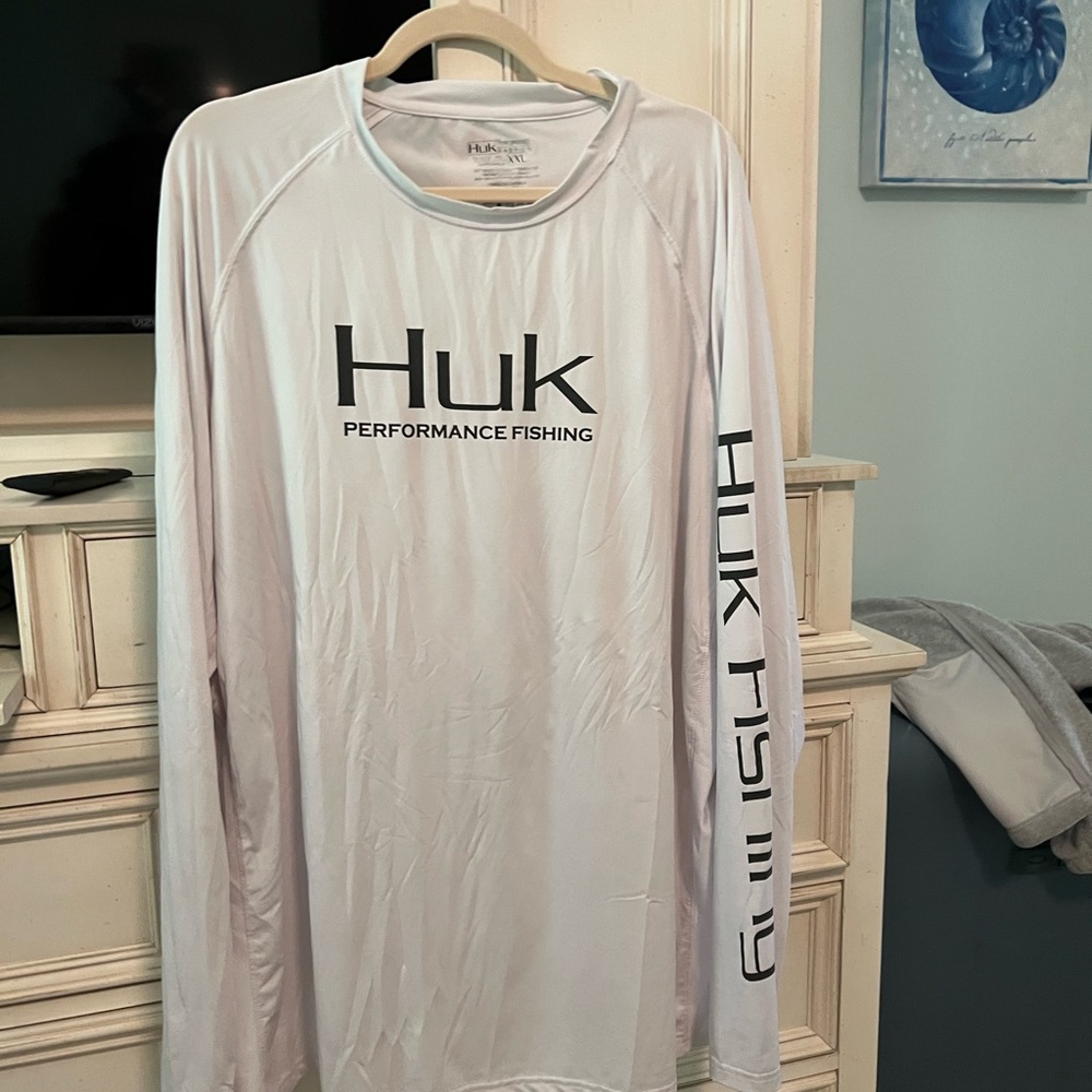 Huk Shirt